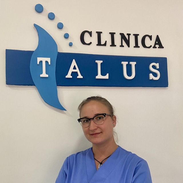 Cristina Izquierdo Marcos De León, Podólogo Benidorm