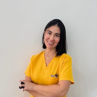 Acercar imagen: Virginia Hernández Martínez, Dentista Murcia