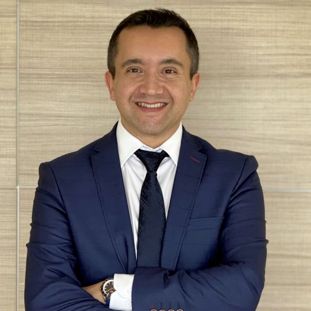 İbrahim Kale, Kadın Hastalıkları Ve Doğum İstanbul