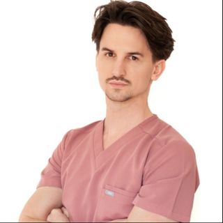 Powiększ obraz: Mateusz Dybaś, stomatolog Katowice