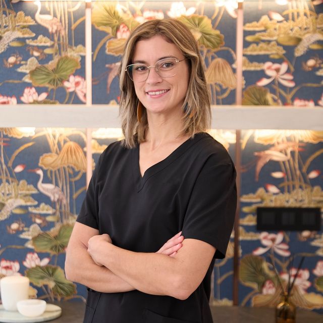 Ana Patricia Perez Moneo Perez, Ginecólogo Cuenca