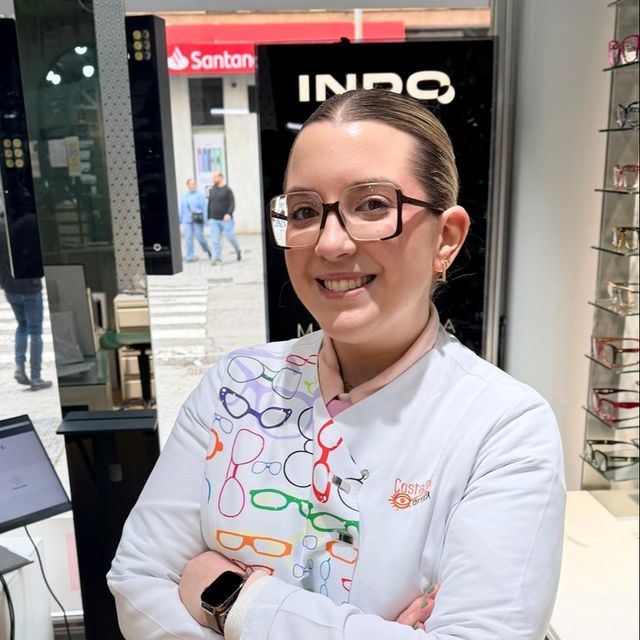 Ana Estrella Herencia Mantas, Óptico Córdoba
