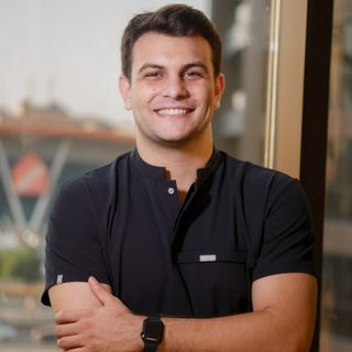 Efe Cihat Dinç, Fizyoterapi Ve Rehabilitasyon İstanbul