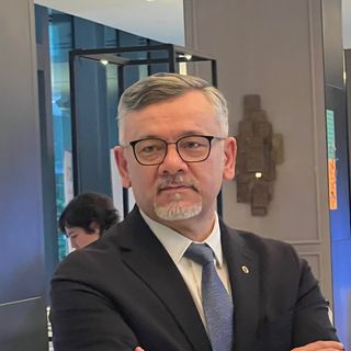 Ahmet Demir, Plastik Rekonstrüktif Ve Estetik Cerrahi Samsun