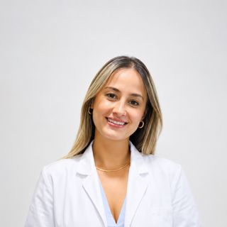 Catalina Angel Lopez, Médico estético Molins de Rei