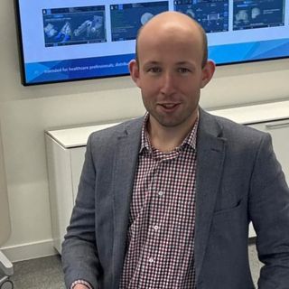 Powiększ obraz: Dominik Kostarczyk, ortopeda Kraków