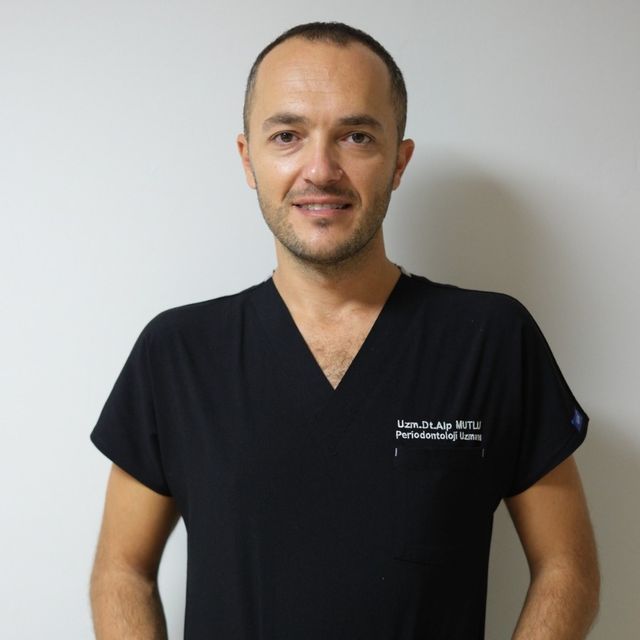 Alp Mutlu, Diş Hekimi Kocaeli
