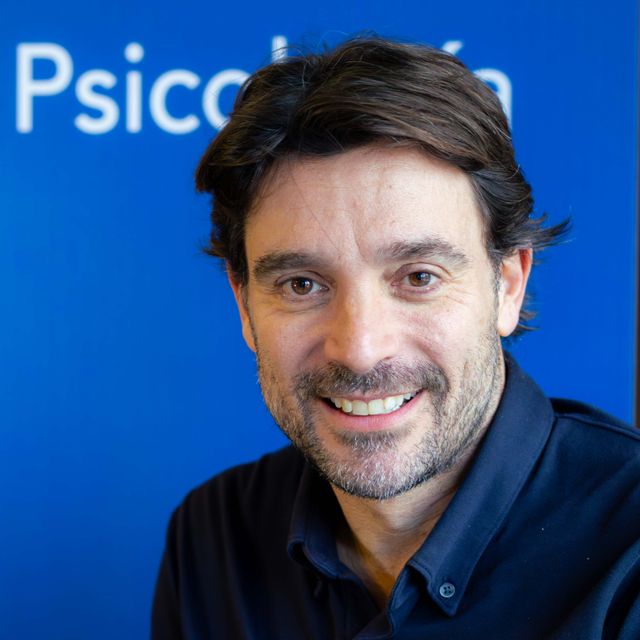 Juan Arias Álvarez, Psicólogo Oviedo