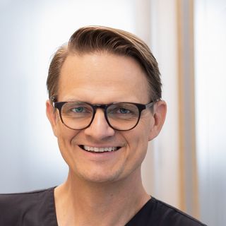 Bild vergrößern: Arne F. Boeckler, Zahnarzt Halle