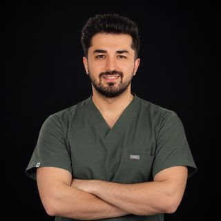 Mücahit Güner, Protetik Diş Tedavisi İstanbul