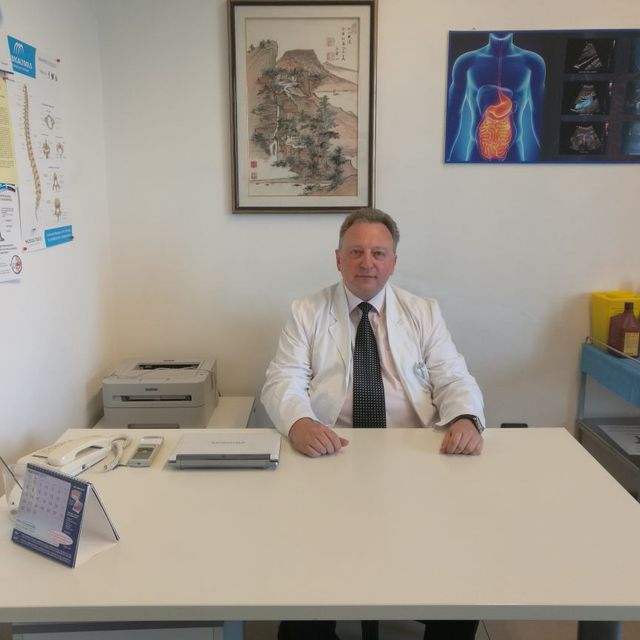 Nazzareno Cammarota, dermatologo Torre Annunziata