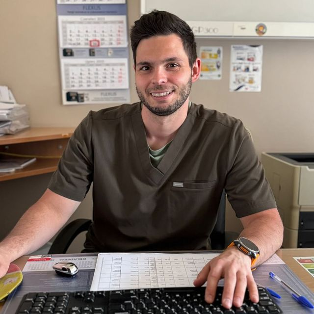 Kacper Ruzik, ortopeda Warszawa