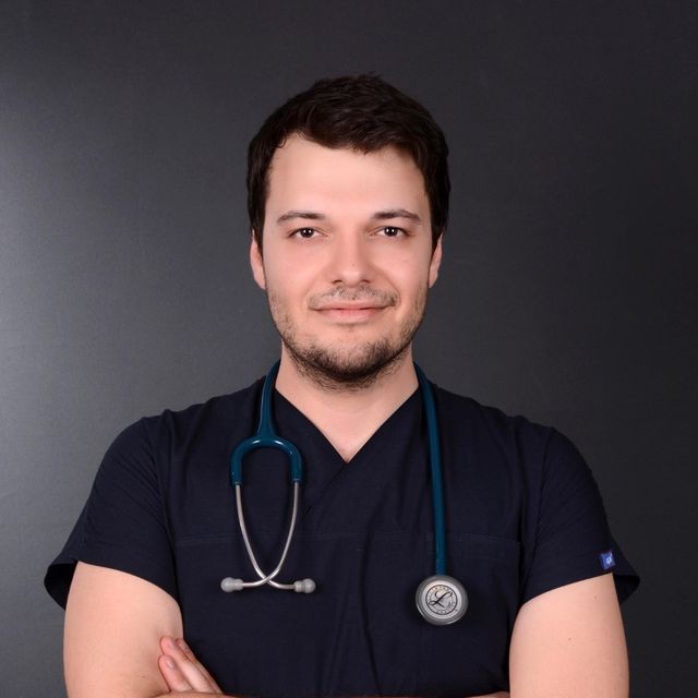 Can Dülgeroğlu, Pratisyen İstanbul