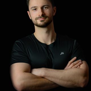 Powiększ obraz: Rafał Szymbara, fizjoterapeuta Kraków