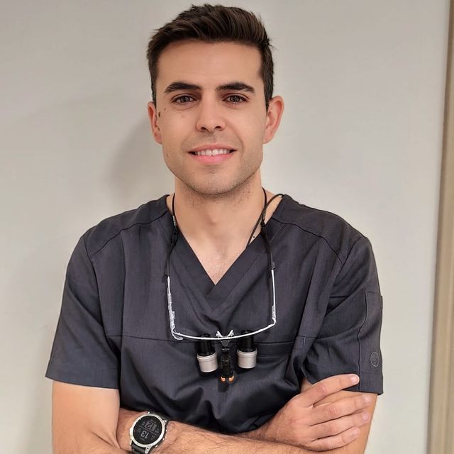 Jose Manuel Alarcón Cordovilla, Dentista Granada