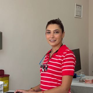 Gökçe Altın, Diş Hekimi Tekirdağ