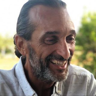 Acercar imagen: Simone Romagnoli, Terapeuta complementario Ibiza