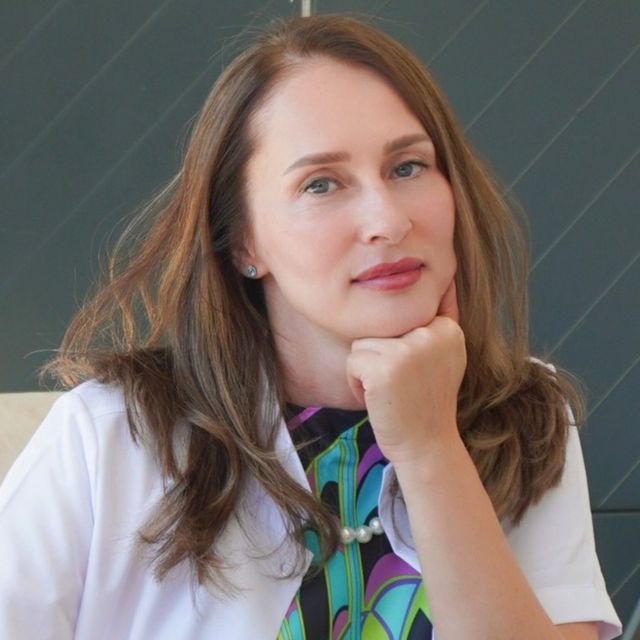 Yuliya Doster, Kadın Hastalıkları Ve Doğum Bursa