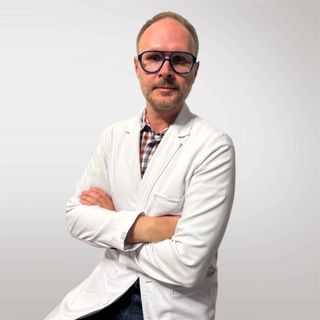 Powiększ obraz: Kamil Jaszczuk, gastrolog Warszawa