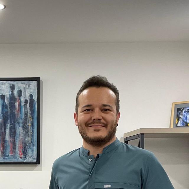 Erkin Gülbey, Diş Hekimi Mersin