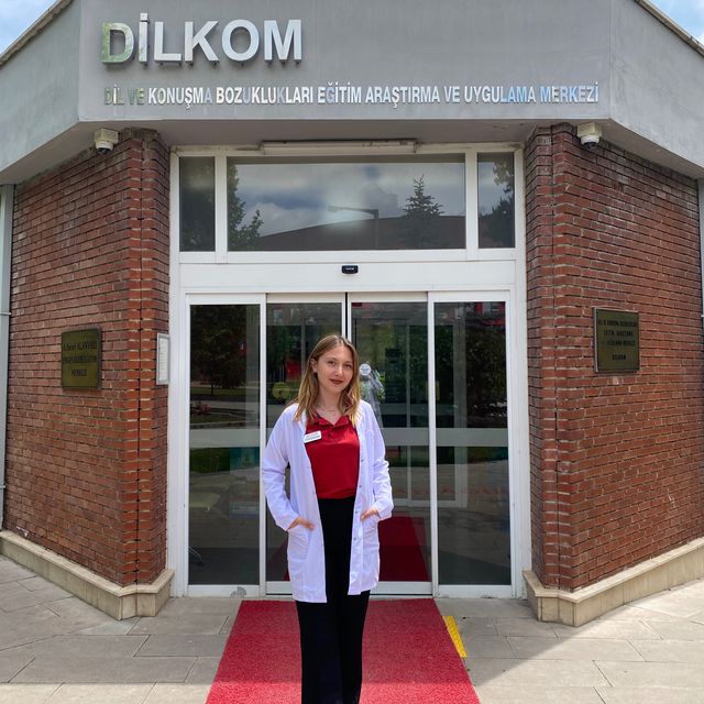 Berfin Ustabaş, Dil ve Konuşma Terapisi Eskişehir