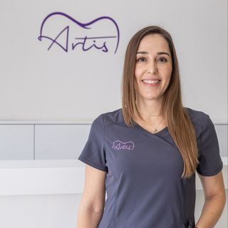 Acercar imagen: Miriam Moreno Lameiro, Dentista Sabadell