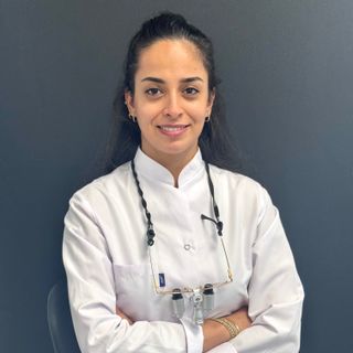 Resmi büyüt: Mervenur Yanen, Endodonti Adana