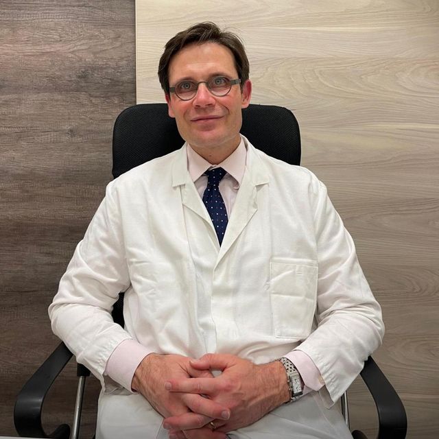 Alessandro Ferrario, chirurgo plastico Milano