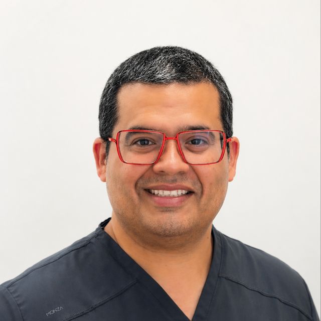 Abreu Rodríguez, Dentista Iscar