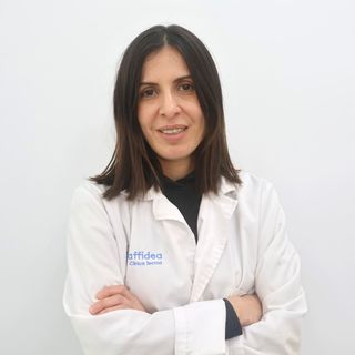 Acercar imagen: Neus Moreno Fabra, Oftalmólogo Alzira