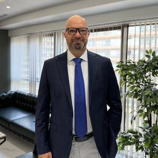 Ömer Bayrak, Üroloji İstanbul