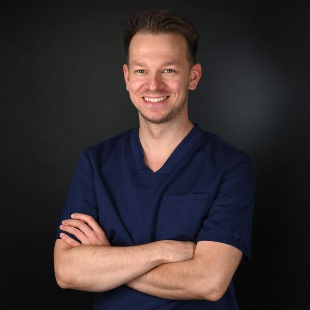 Piotr Romanowicz , stomatolog Lublin