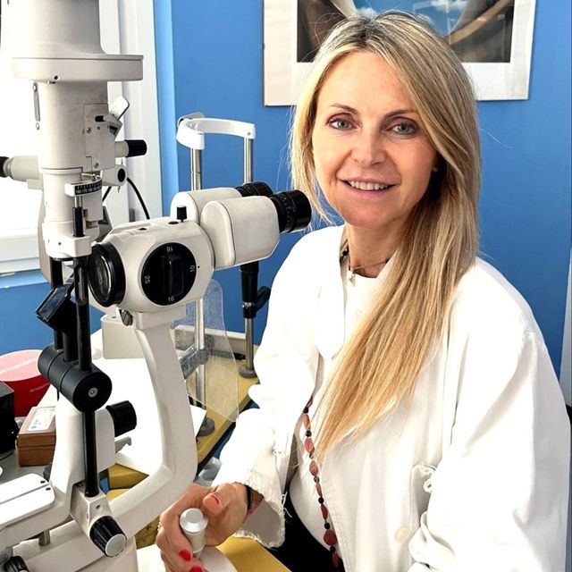 Antonella Clemente, oculista Novara