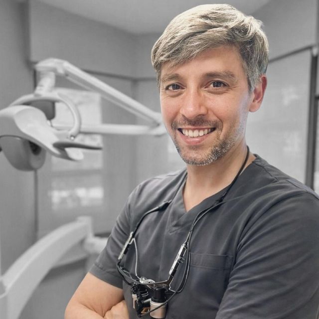 Nicolás Ezequiel Giménez, Dentista Valencia