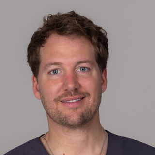Gonzalo de la Iglesia Beyme, Dentista Barcelona