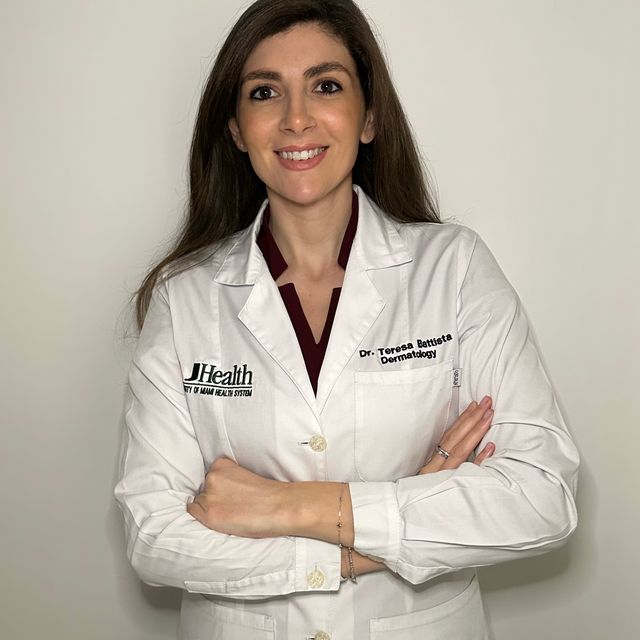 Teresa Battista, dermatologo Angri