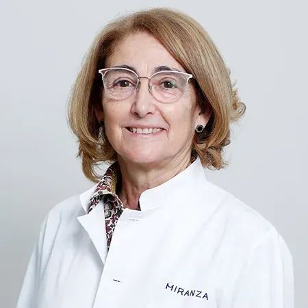 María Teresa Anguiano Jiménez, Oftalmólogo Bilbao