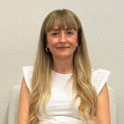 Elena Aragües Teresa, Psicólogo Zaragoza