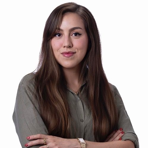 Edith Karelly Burgueño Uriarte, Otorrino Jaén