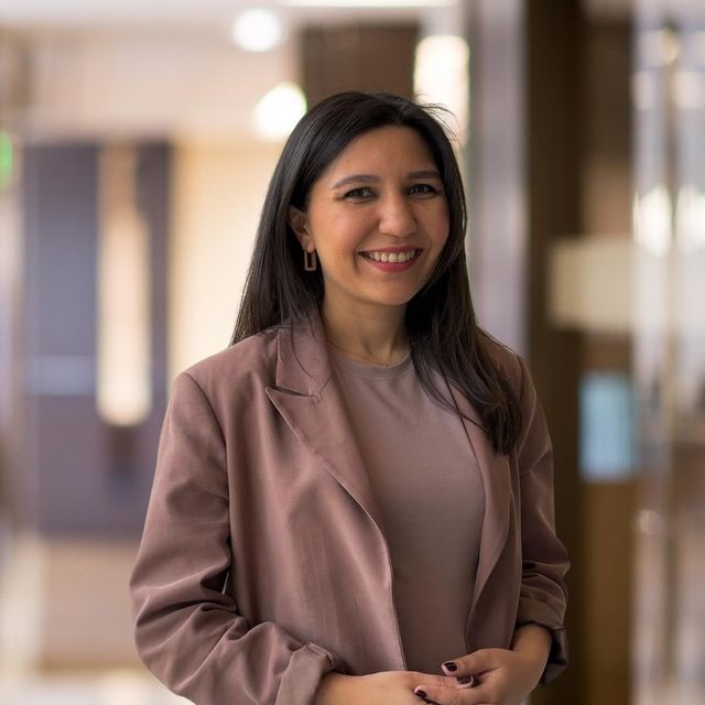 Özge Uçkun Henden, Psikoloji İstanbul