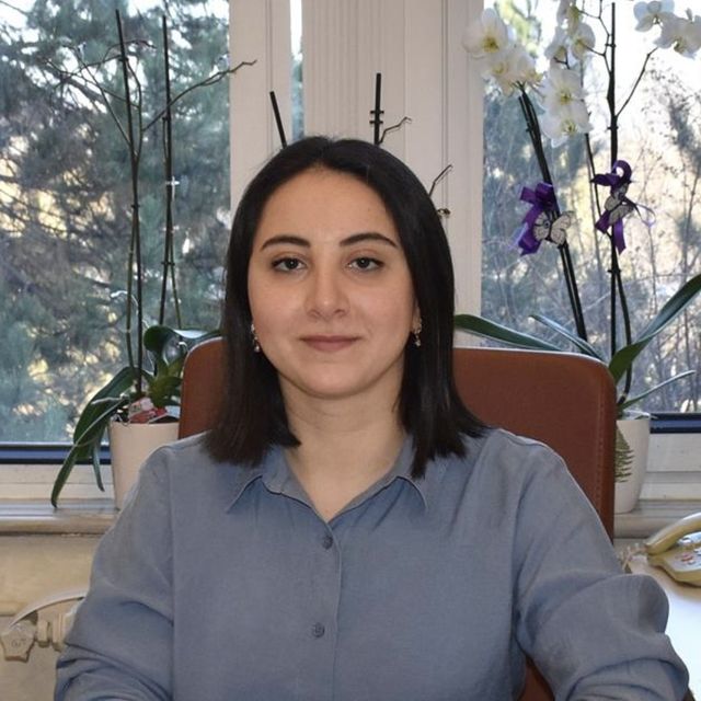 Pari Khalilova, Çocuk Cerrahisi Eskişehir