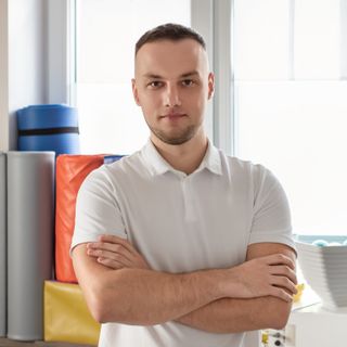 Powiększ obraz: Bartłomiej  Krawczyk, fizjoterapeuta Kielce