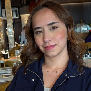 Resmi büyüt: Buse Çetin, Fizyoterapi Ve Rehabilitasyon Ankara