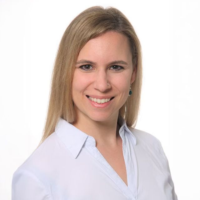 Nathalie Dumont du Voitel, Orthopäde & Unfallchirurg Taufkirchen