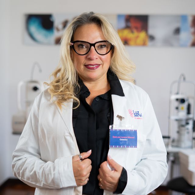 Lorena Manzur, ostetrica Salerno