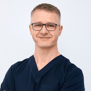 Powiększ obraz: Arkadiusz Radej, stomatolog Lublin