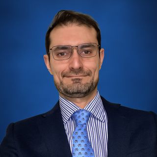 Dr. Maurizio Gicchino