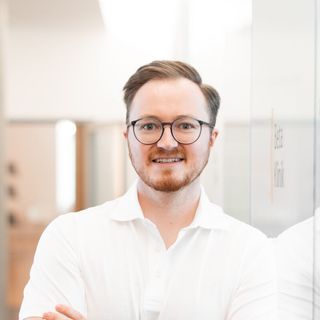 Bild vergrößern: Thorben Royeck, Hautarzt (Dermatologe) Bonn