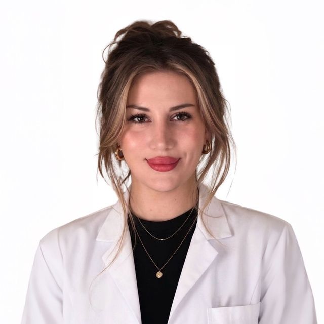 Sena Çölgeçen, Çocuk Diş Hekimliği (Pedodonti) Denizli