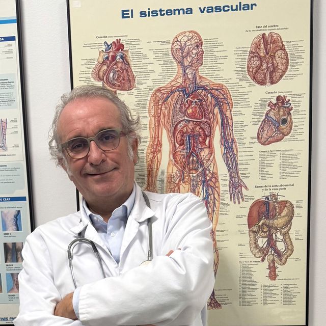 Luis Franco, Angiólogo y cirujano vascular Lugo
